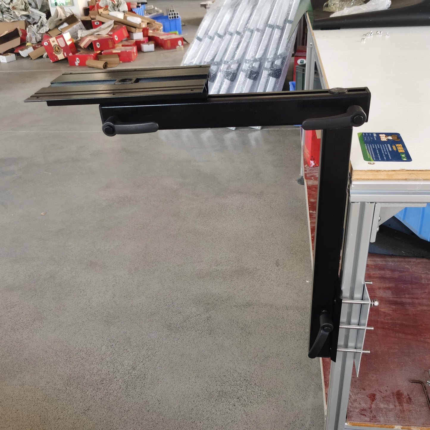 Camper Table Leg - Aluminum Alloy · Universal · Height Adjustable · Express Installation · Lightweight and Durable
