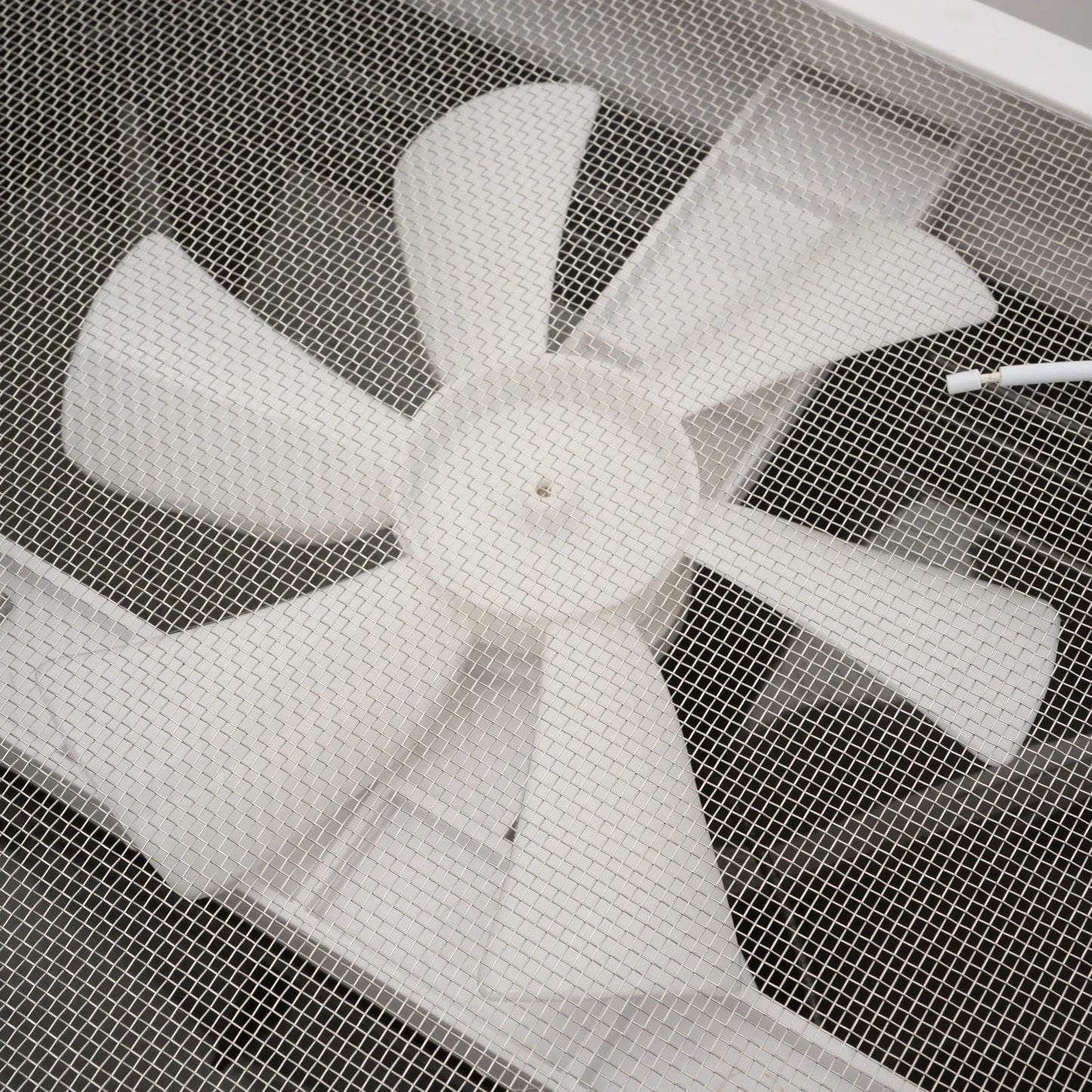 Claraboya de Techo 42×42 cm con Mosquitera Integrada