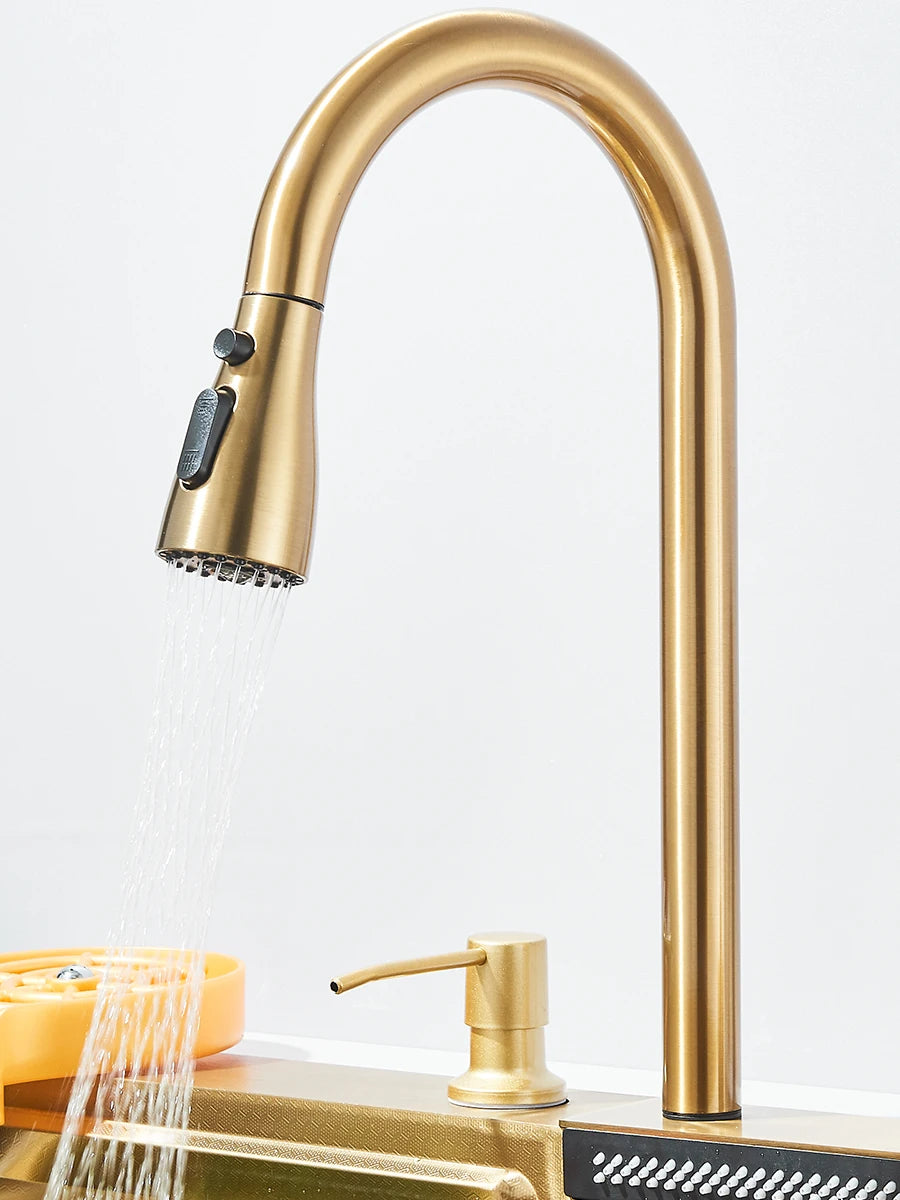 Évier de cuisine haut de gamme avec robinet cascade et accessoires intégrés 