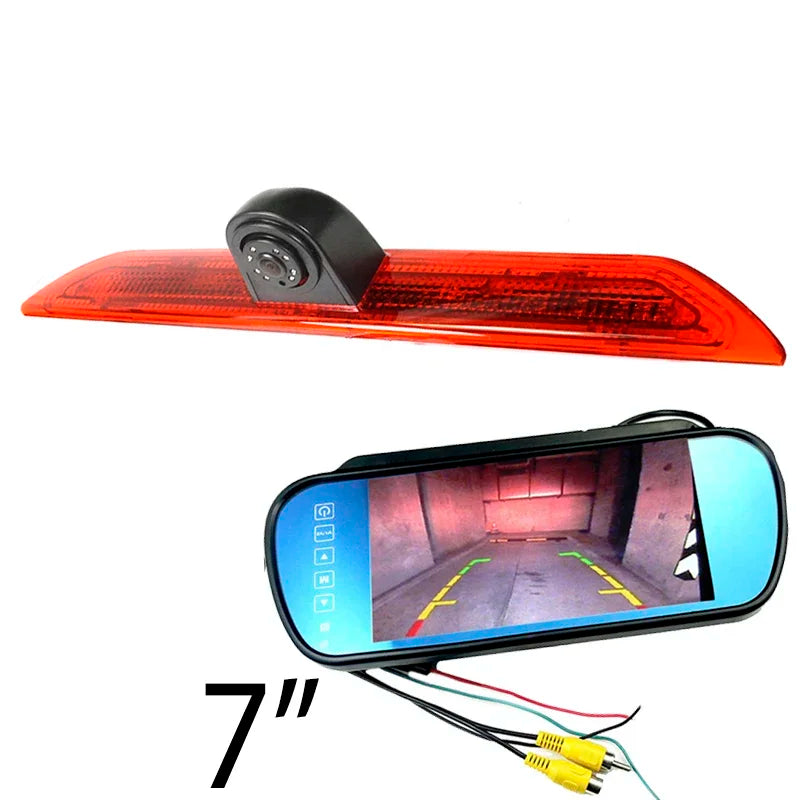 Ford Transit 2014-2018 / Chevrolet Express - Cámara Marcha Atrás con Luz de Freno
