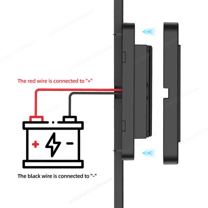 Toma USB Cuádruple 12–24V 84W con Interruptor y Voltímetro