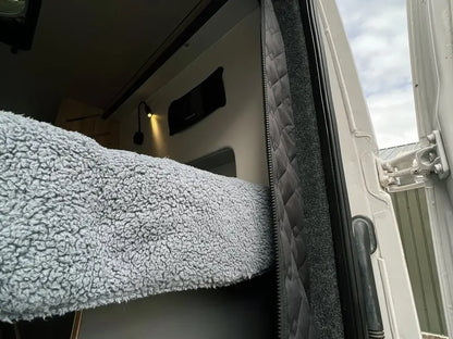 Aislante Térmico Trasero para Puertas Traseras o Portón