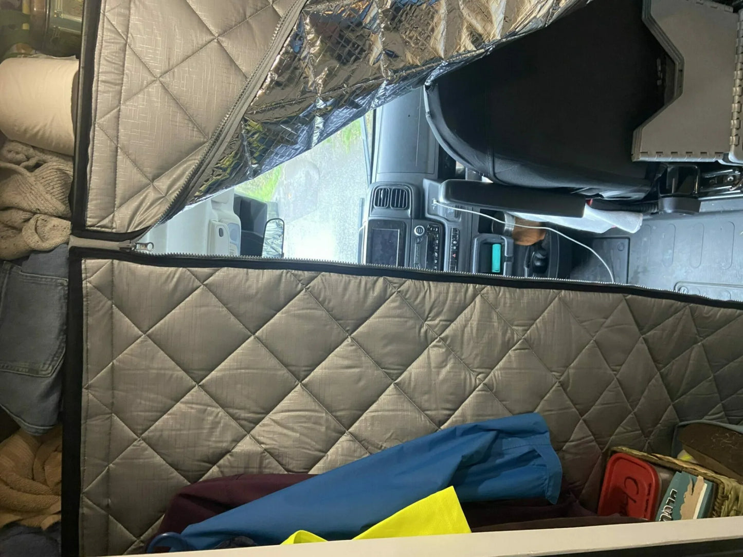 Panel Térmico Separador de Cabina Universal