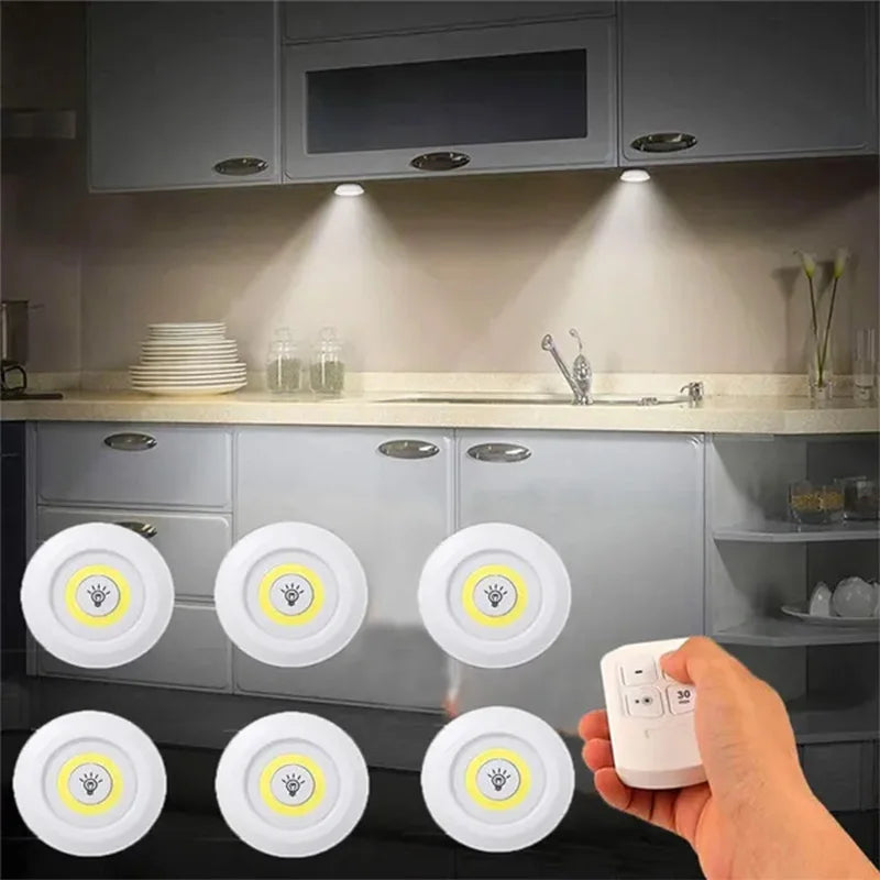 Lumière LED COB sans fil avec télécommande - Intensité variable · Minuteur · Sans câble