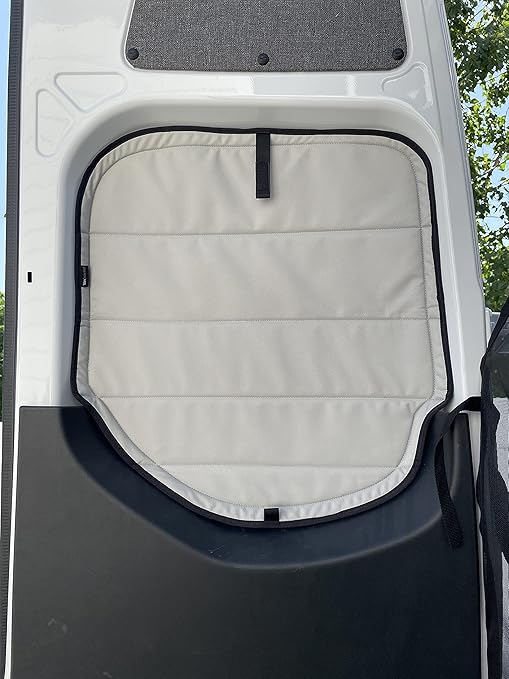 Mercedes-Benz NCV3 (años 2007 a 2018)- Cubiertas opacas magnéticas - gris frío